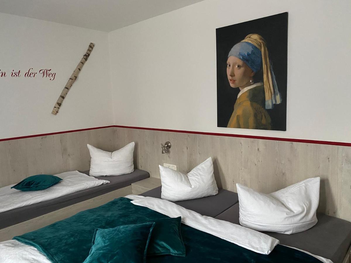Hotel Wilder Mann 포이흐트방엔 외부 사진